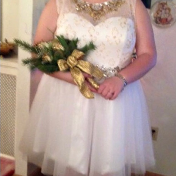 Stunning Semi dress - Picture 6 of 6